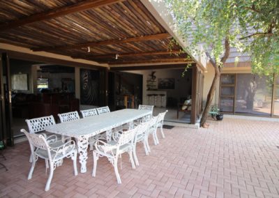 NagengLodgeOutsideSeating